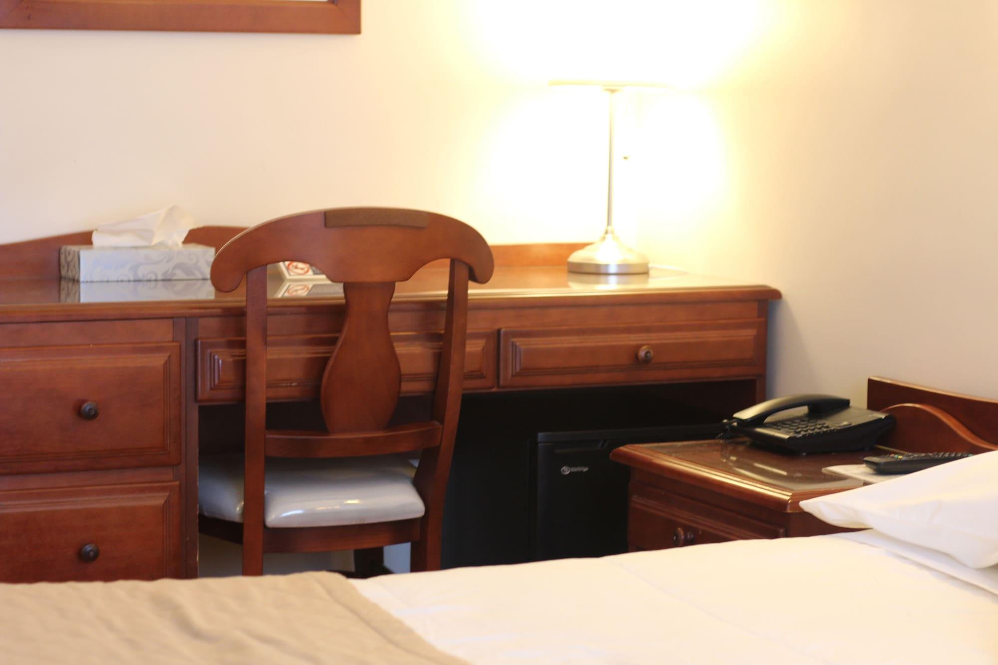 Cosmotel Hotel Париж Екстериор снимка