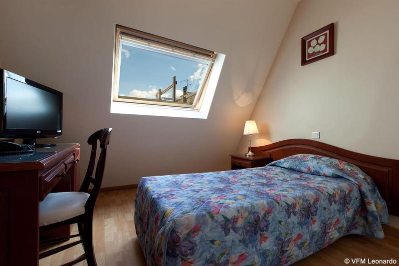 Cosmotel Hotel Париж Екстериор снимка